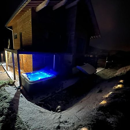 Appartement Jardin De L'Ancienne Ecole Avec Jacuzzi Prive à Gérardmer Extérieur photo